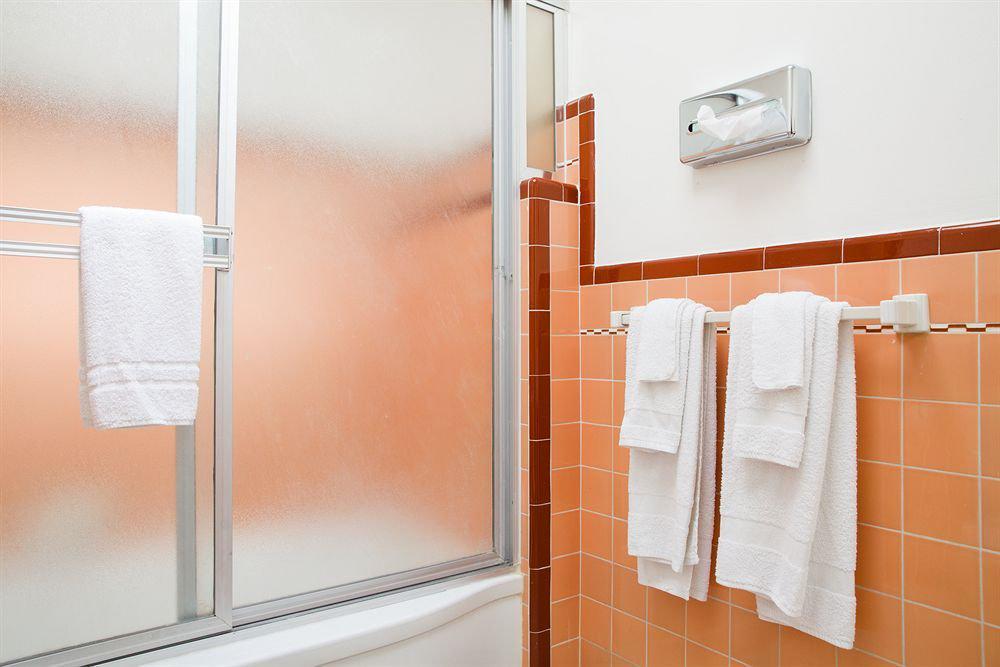 Mylo Hotel Daly City Eksteriør billede